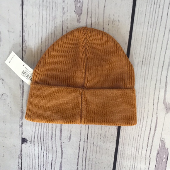 Old Navy Chukka boots and cap - Picture 8 of 11